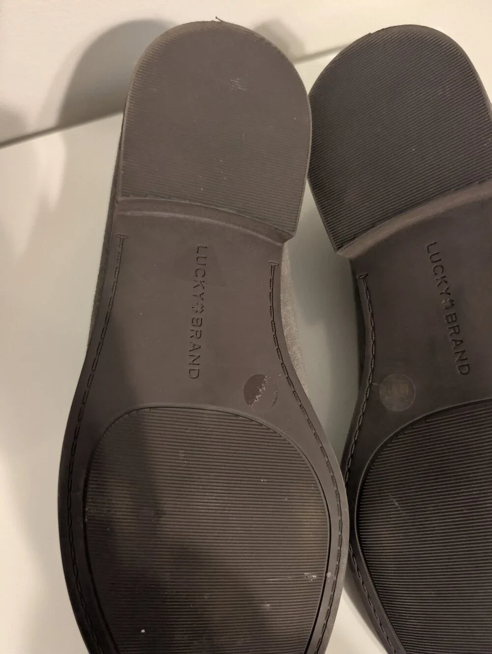 Lucky Brand Gray Suede Leather Loafers Women’s Size 6.5 Slip On Flats